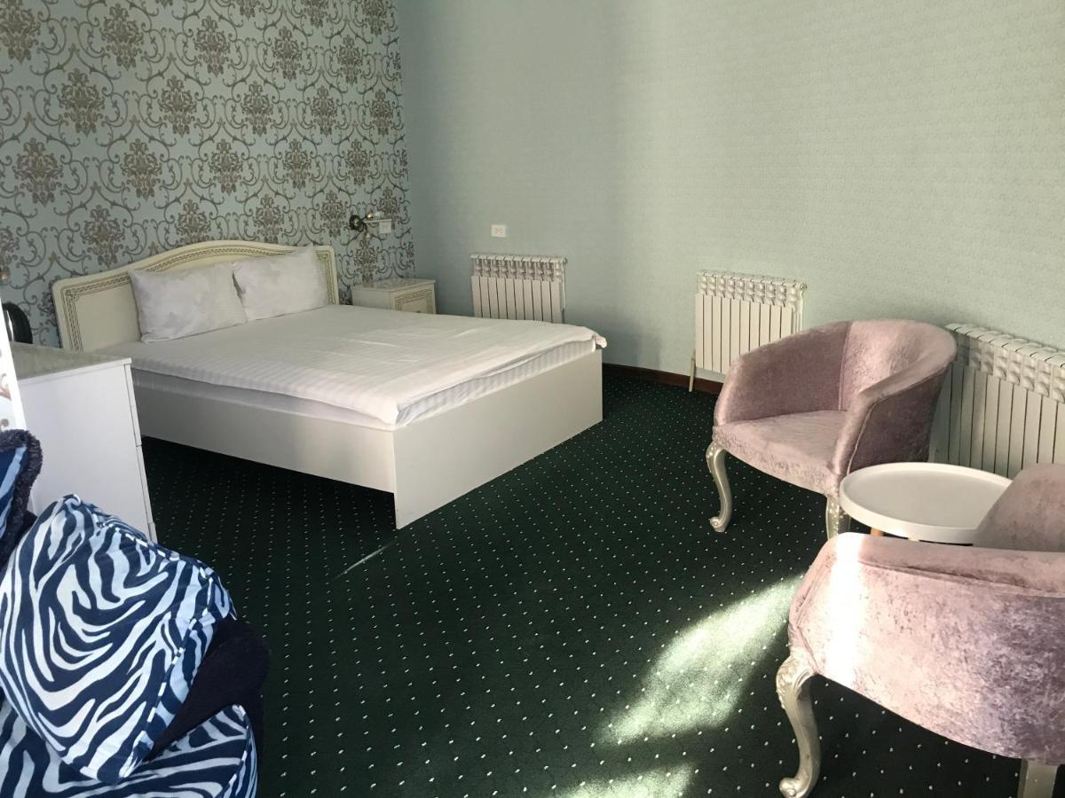 Emir Plaza Hotel Turkistan Zewnętrze zdjęcie